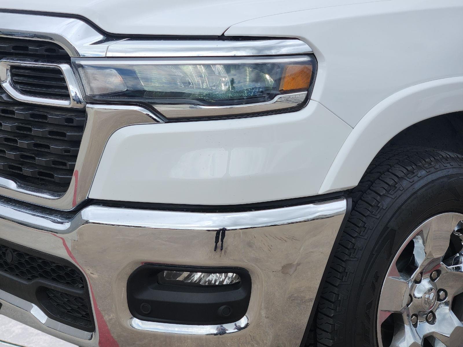 2025 Ram 1500 photo 8 of 33