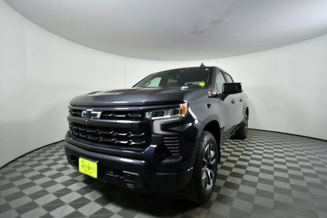 Used 2022 Gray Chevrolet RST image 6