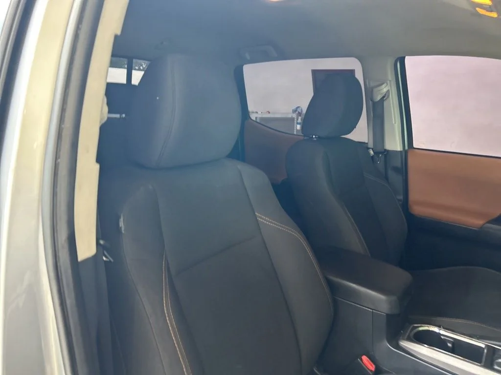Used 2019 Silver Toyota SR5 image 18
