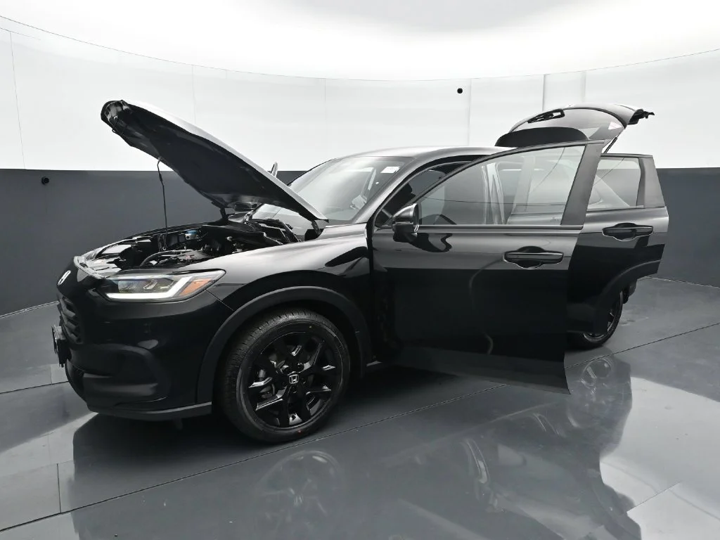 Used 2024  Honda FWD SPORT image 29