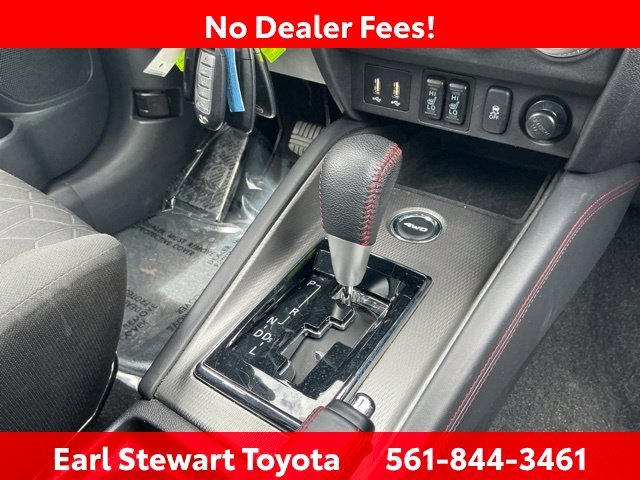 Used 2024 Black Mitsubishi 2.0 LE image 37