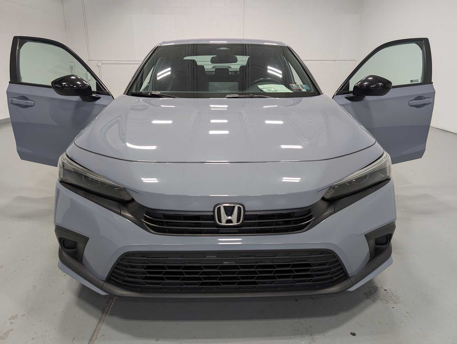 Used 2022 Sonic Gray Pearl Honda Sport image 15