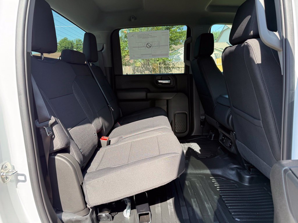 New 2026 Summit White GMC Pro image 17