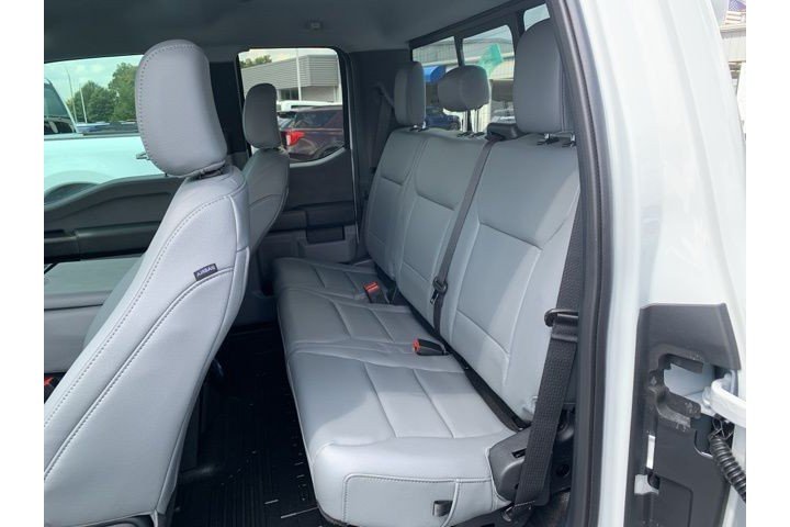 New 2026 Oxford White Ford F-350® XL image 22