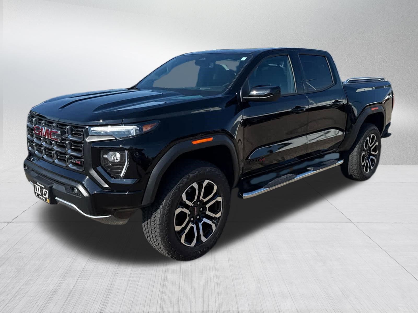 Used 2025 Onyx Black GMC AT4 image 3