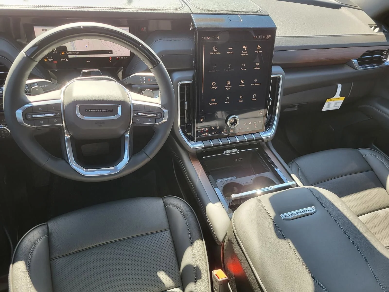 2026 GMC Yukon XL Denali - Photo 6