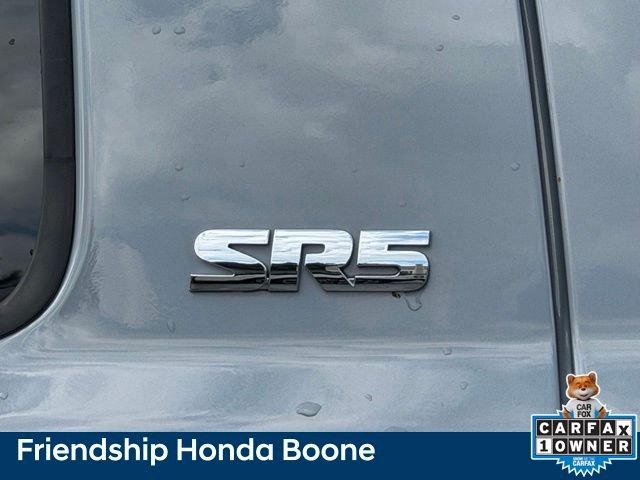 Used 2019 Gray Toyota SR5 image 15