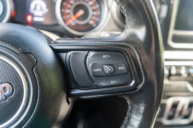 Used 2022 Beige Jeep Sport image 23