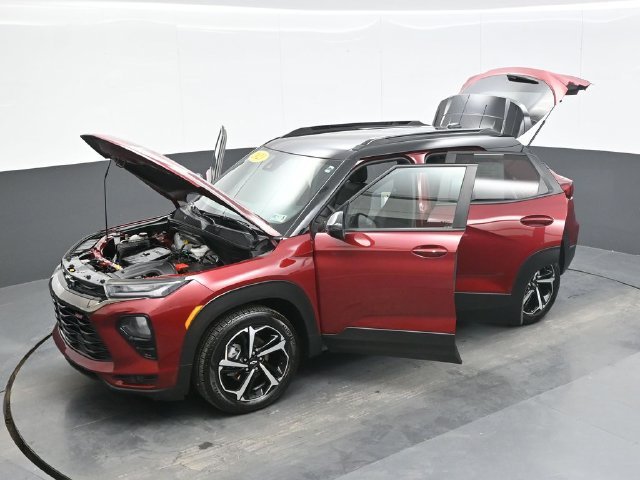 Used 2023 Red Chevrolet RS image 28