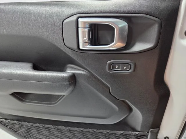 Used 2025 White Jeep Sport image 28
