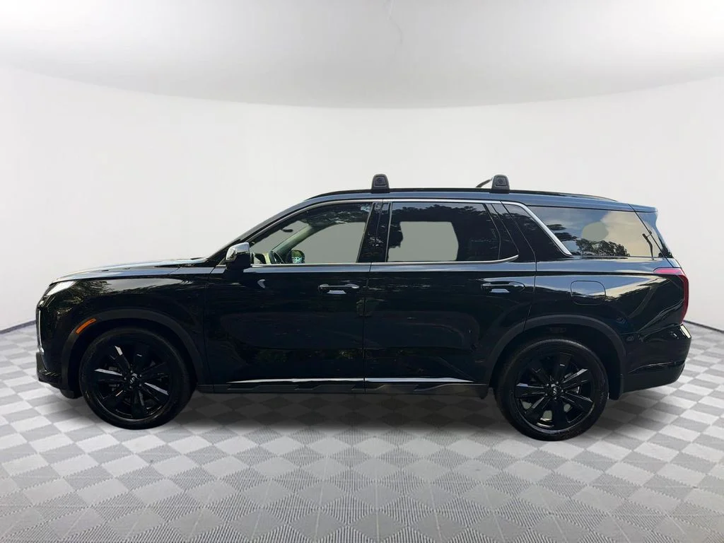 Used 2025 Black Hyundai XRT image 8