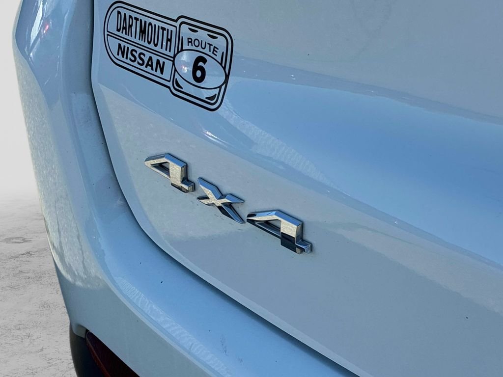 Used 2022 White Jeep Limited image 12