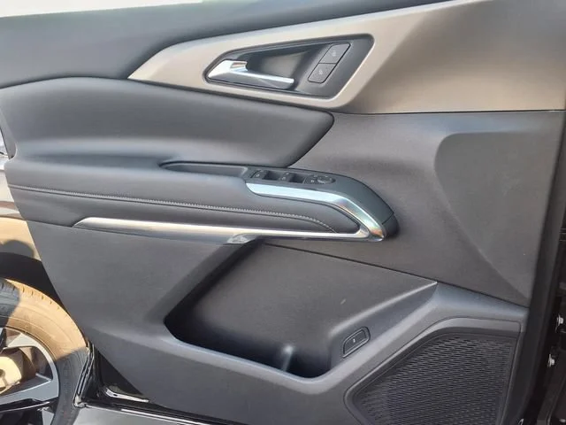 New 2026 Mosaic Black Metallic Chevrolet LT image 14
