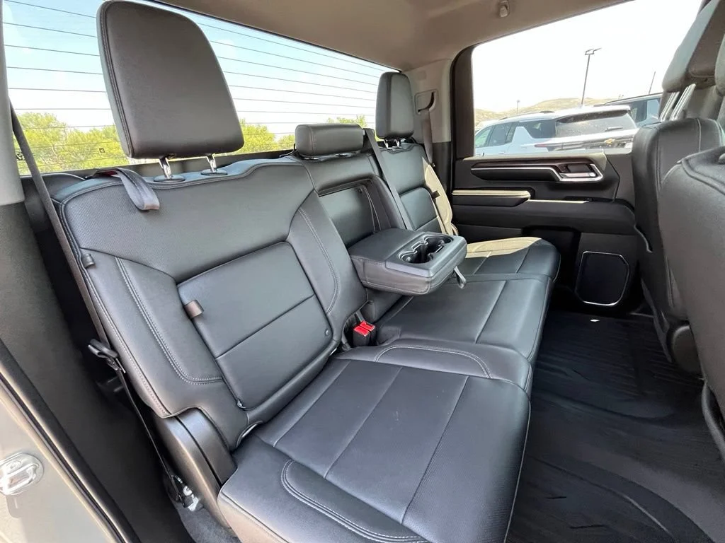 Used 2024 Sterling Metallic GMC SLT image 19