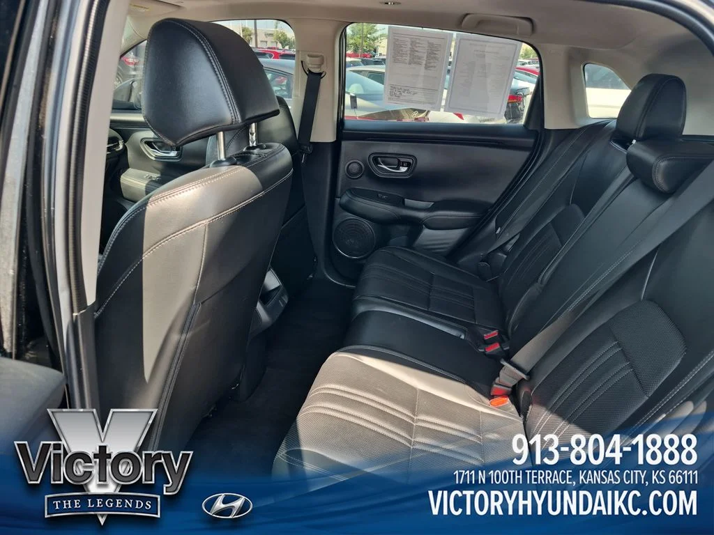 Used 2024  Honda EX-L image 24