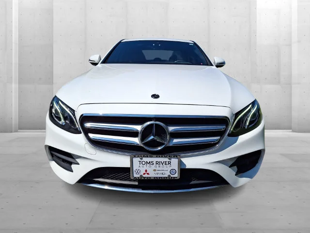 Used 2019 White Mercedes-Benz E 300 image 2