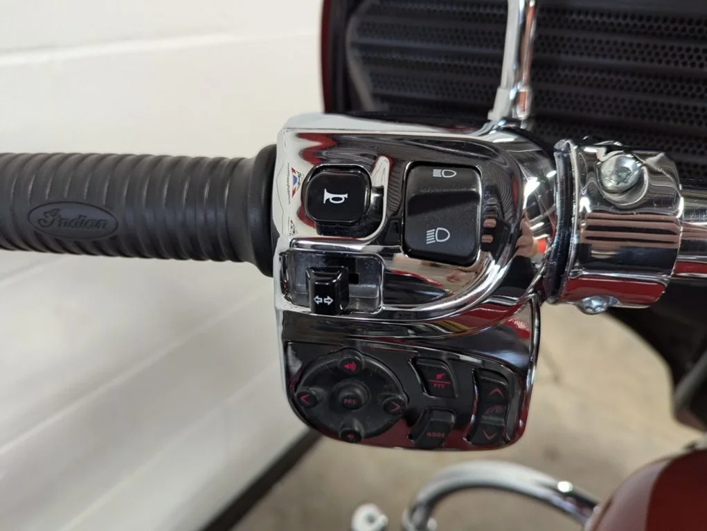 Used 2014 ORANGE/BLACK Indian Motorcycle Indian Motorcycle Red image 14