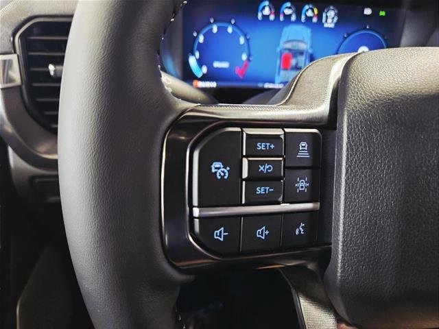 New 2026 Star White Metallic Tri-Coat Ford Platinum® image 93