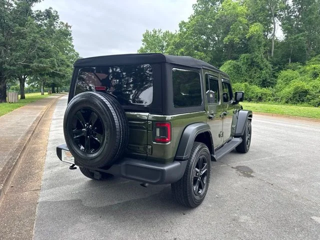 Used 2022 Green Jeep Unlimited Sport Altitude image 8