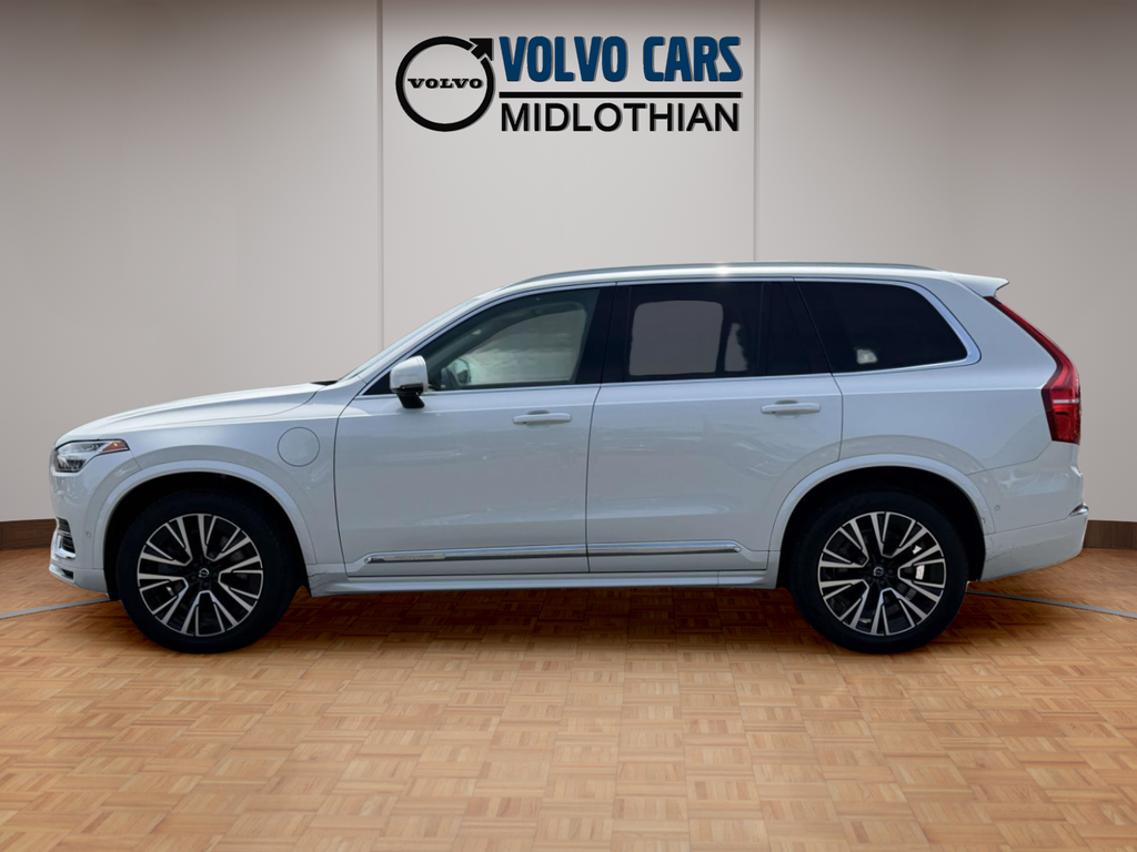Used 2024 White Volvo T8 Plus Bright Theme 7 Passenger image 22