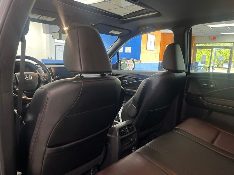Used 2023  Honda Black Edition image 16