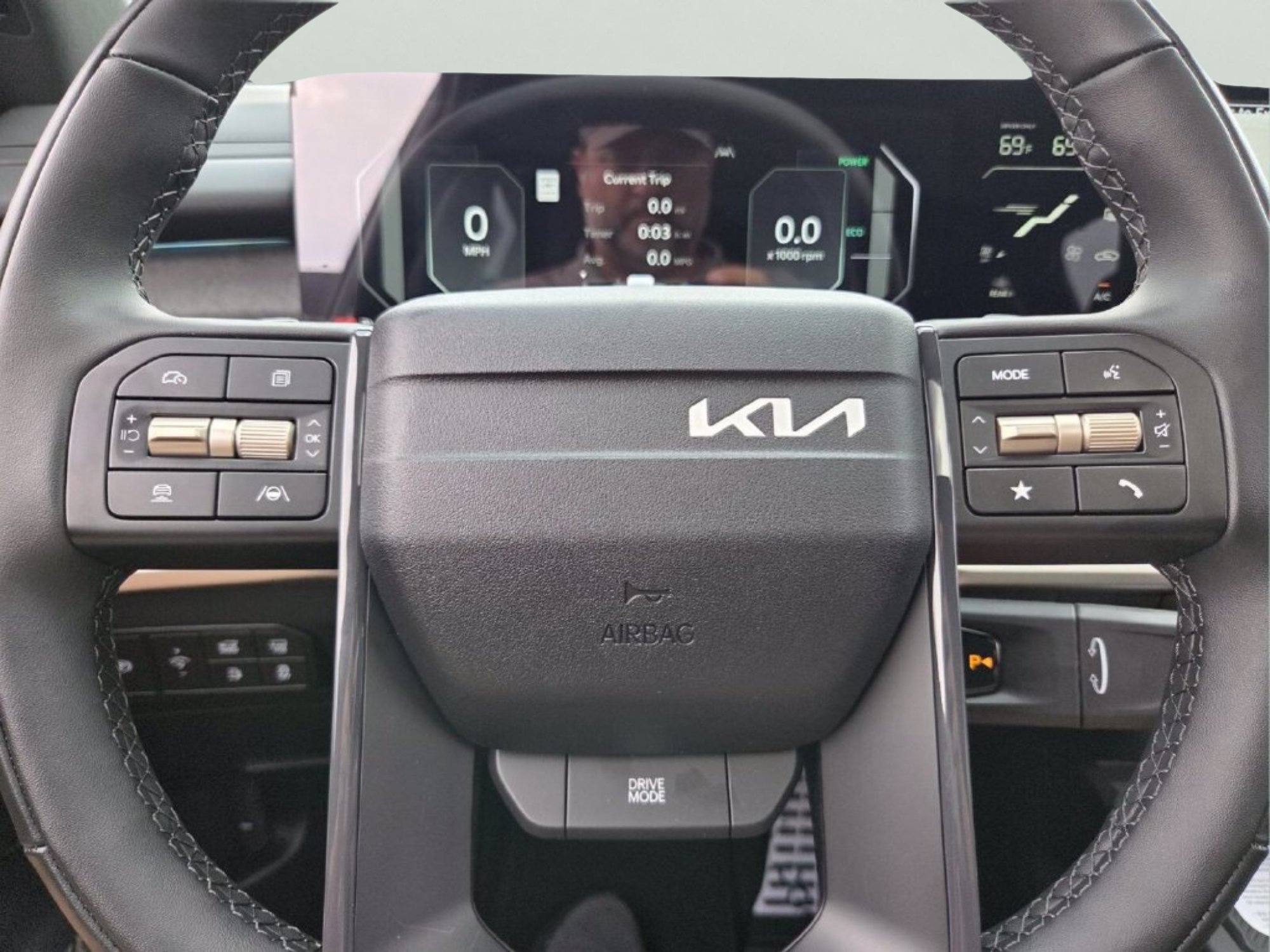 New 2027 Glacial White Pearl Kia SX image 28
