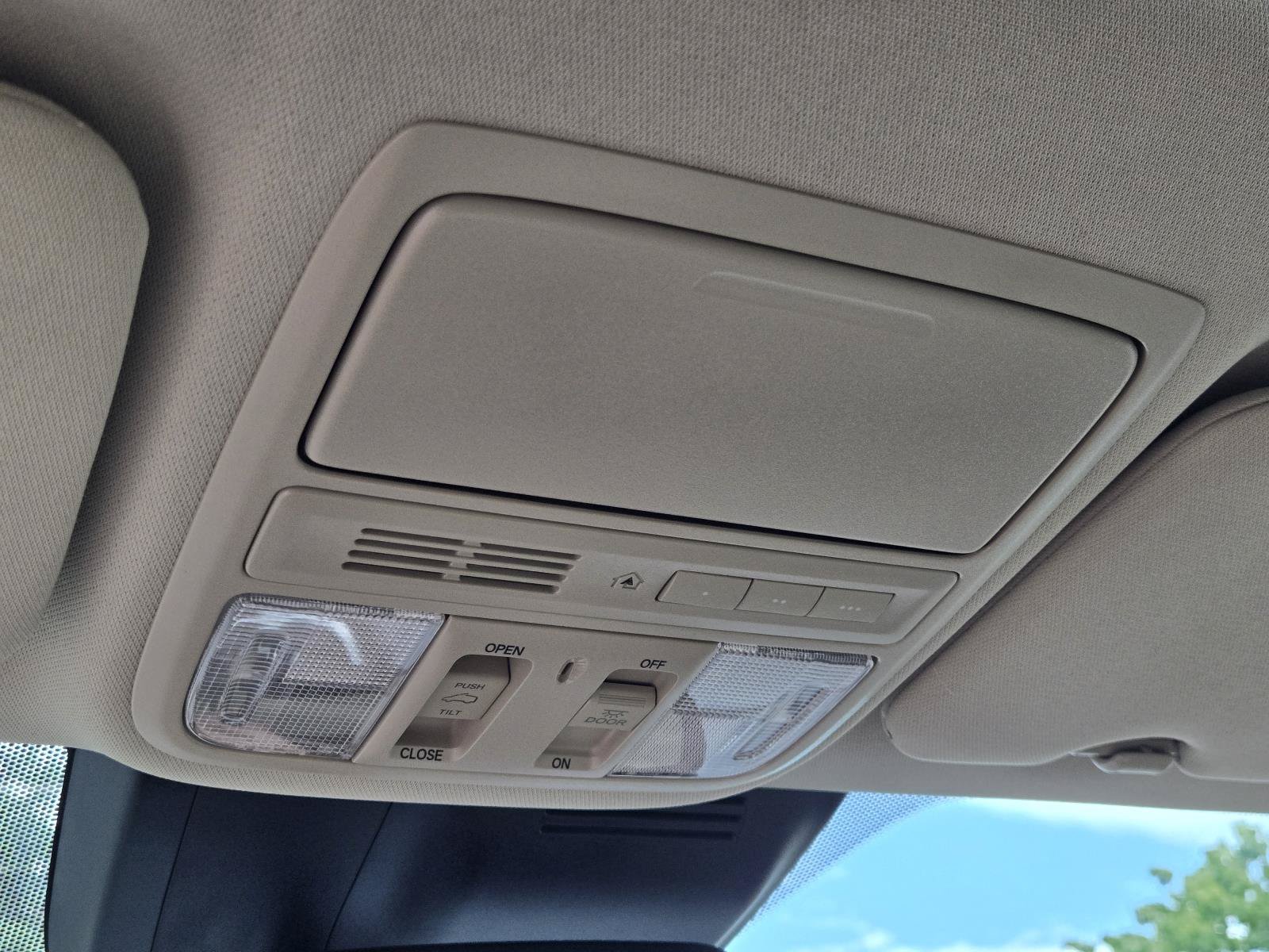 2019 Honda CR-V Touring - Photo 29