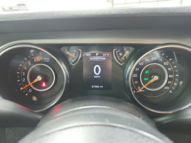 Used 2023 White Jeep Sport S image 20