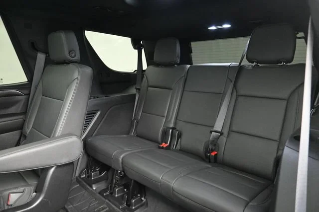 Used 2024 Summit White Chevrolet Z71 image 22