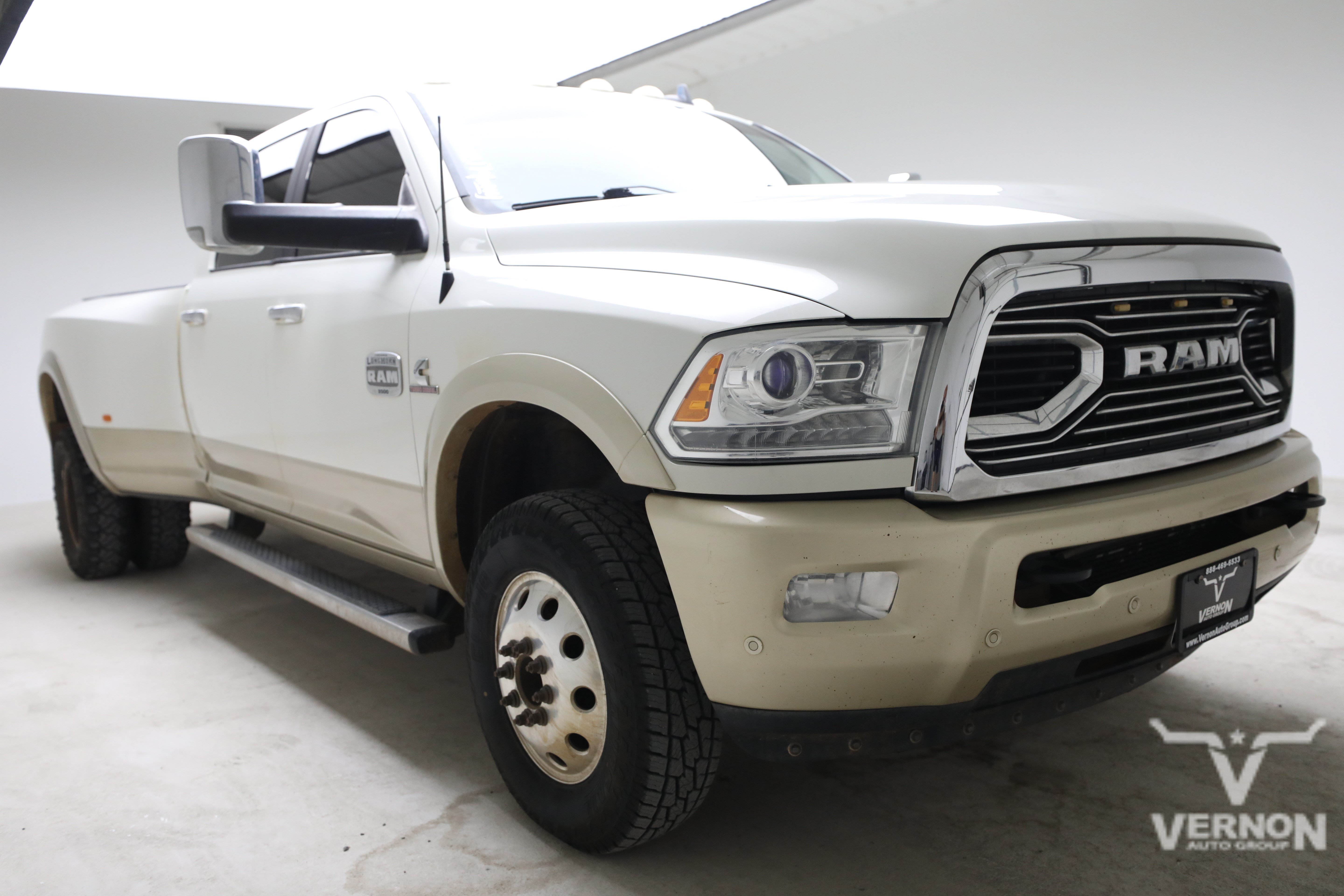 Used 2016 Pearl White Ram Y image 7
