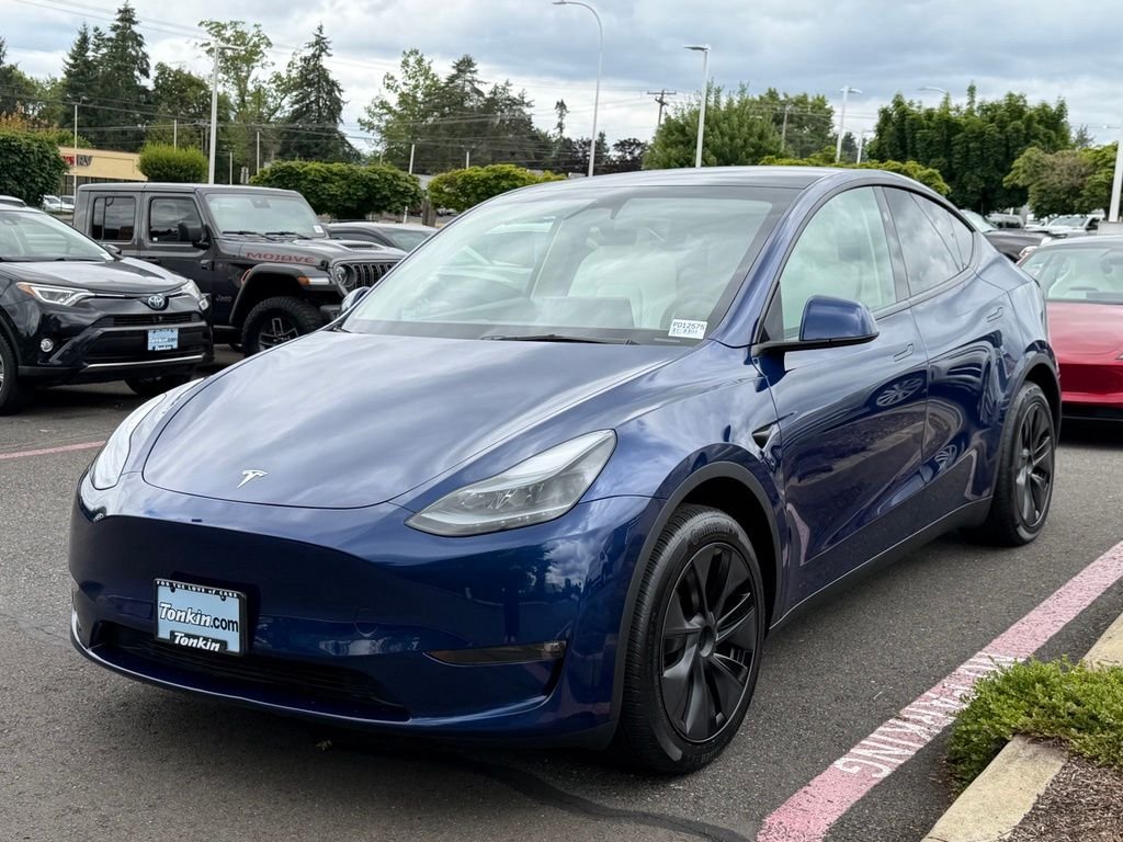Used 2025 Deep Blue Metallic Tesla Long Range image 4