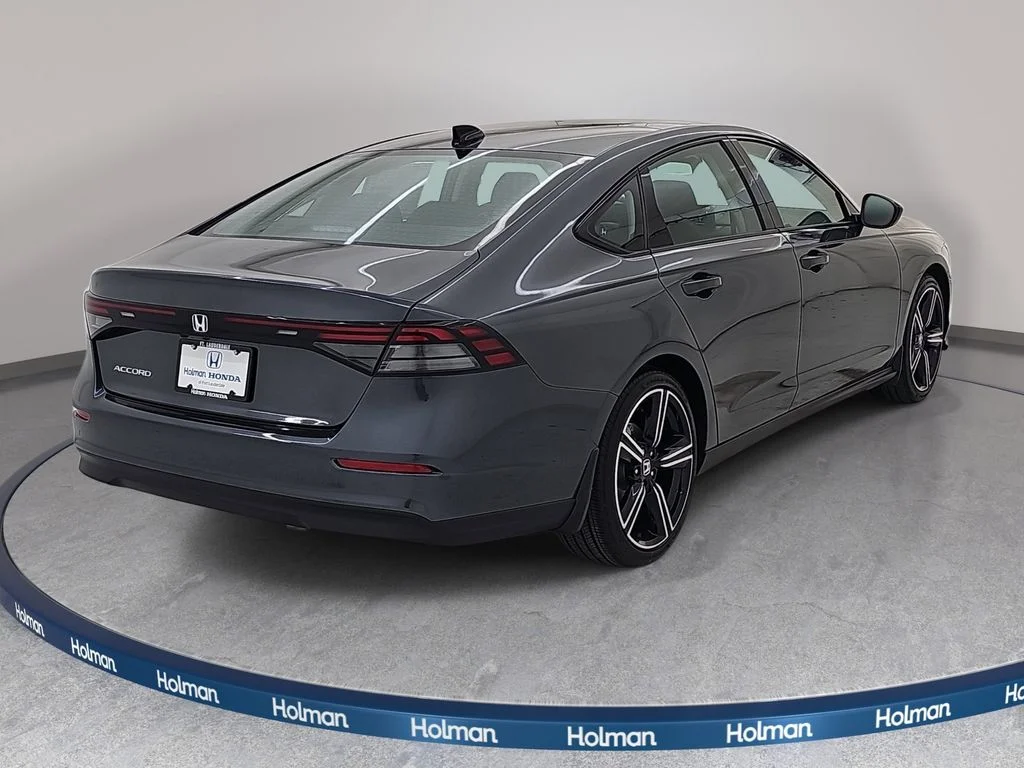New 2026 Meteorite Gray Metallic Honda SE image 6