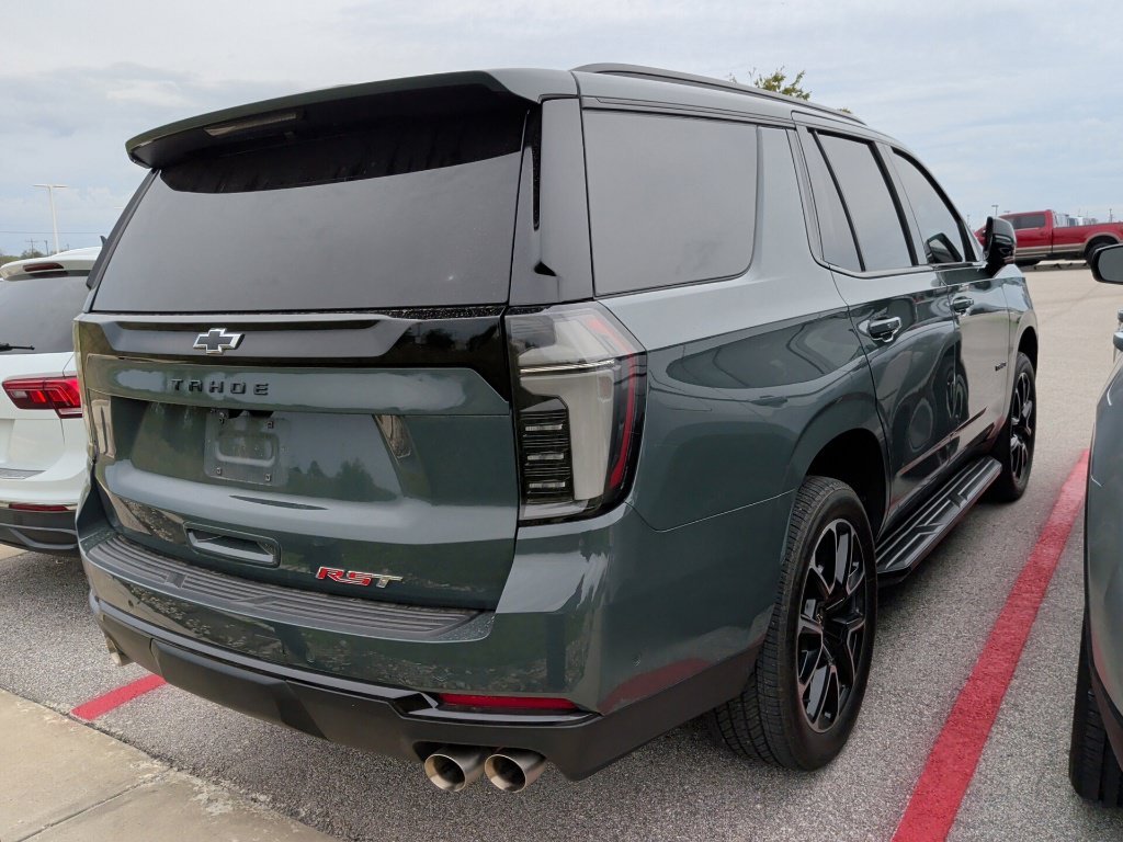 Used 2025 Gray Chevrolet RST image 6