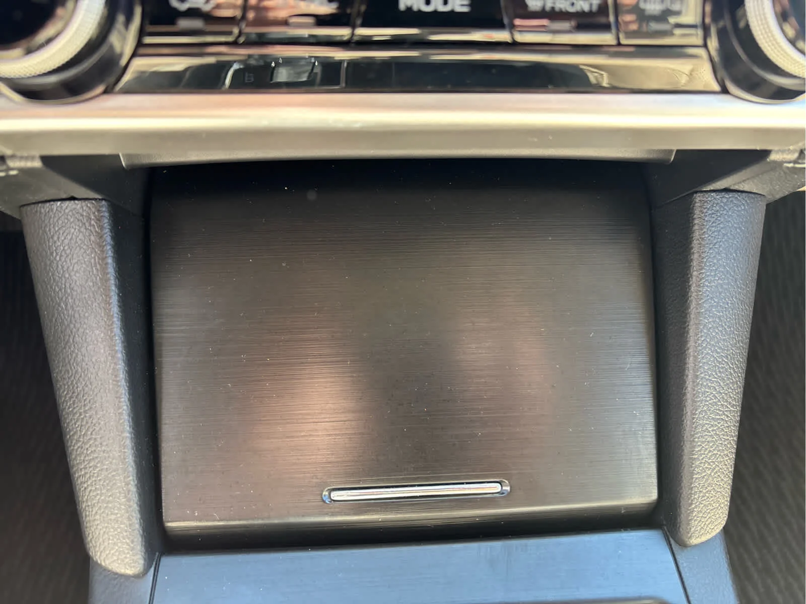 Used 2018 Wilderness Green Metallic Subaru Limited image 17