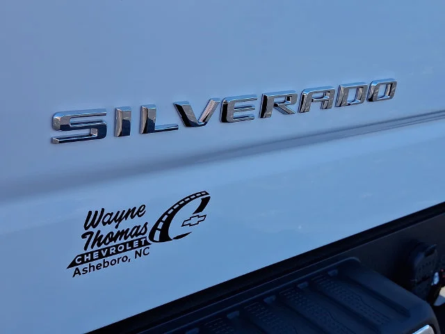 New 2026 White Chevrolet LT image 20