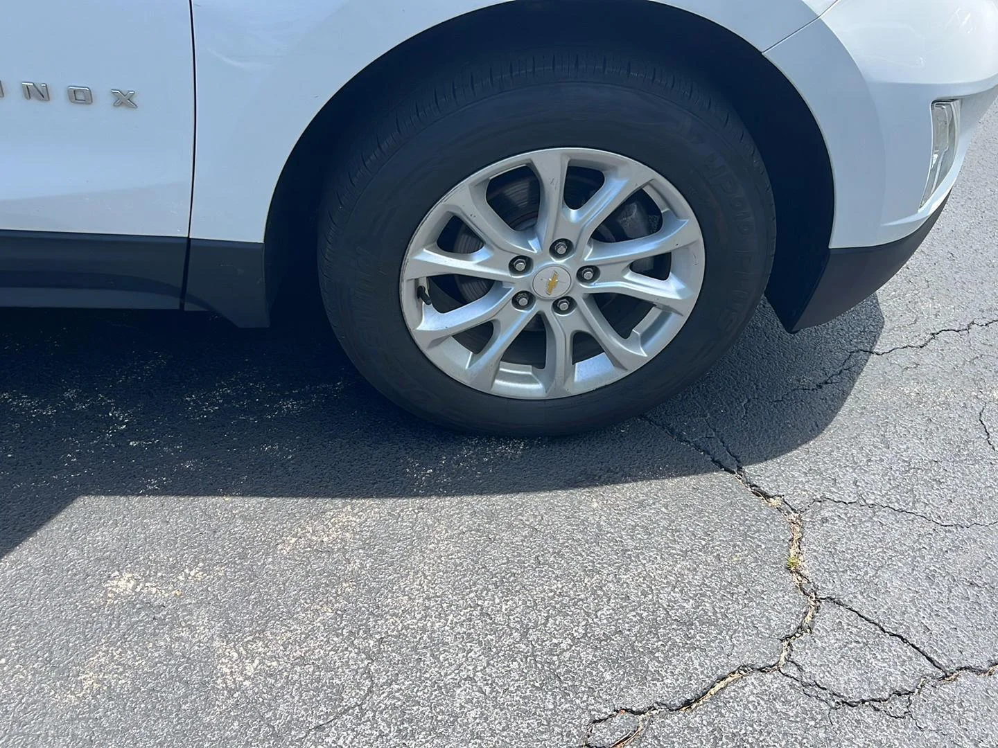 Used 2018 SUMMIT WHITE Chevrolet LT image 30