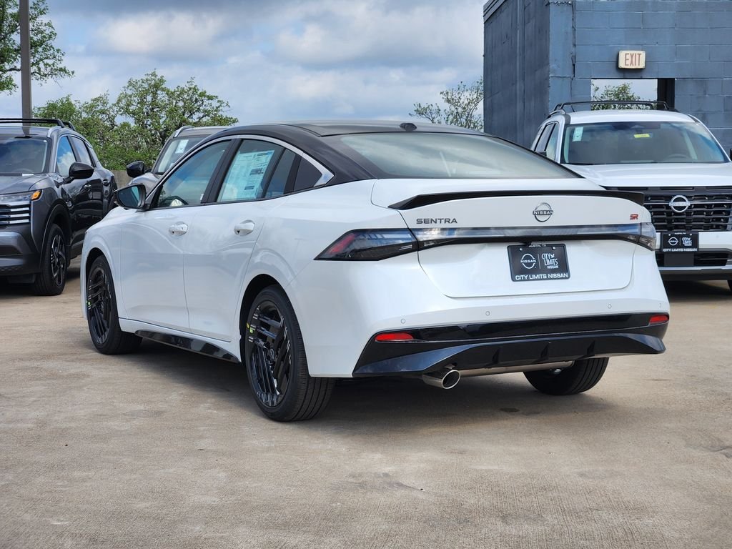 New 2026 Aspen White TriCoat / Super Black Two-tone Nissan SR image 5