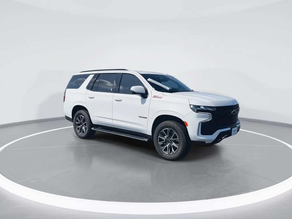 Used 2024 White Chevrolet Z71 image 2
