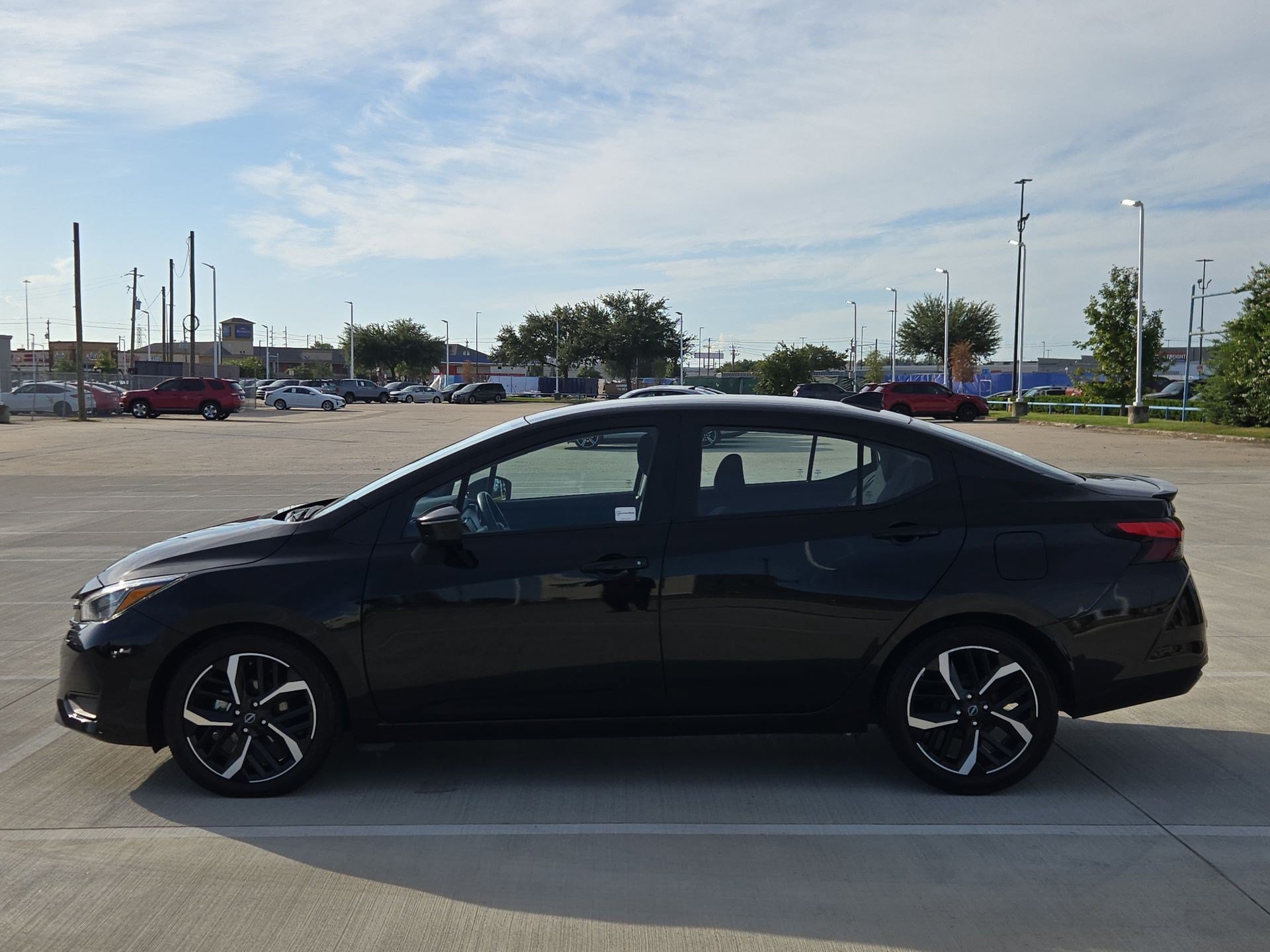 Used 2024 Super Black Nissan SR image 6