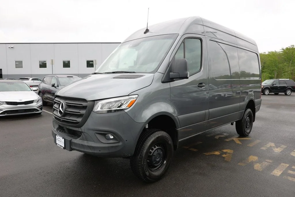 2023 Mercedes-Benz Sprinter 2500 144 WB HO 4x4's photo