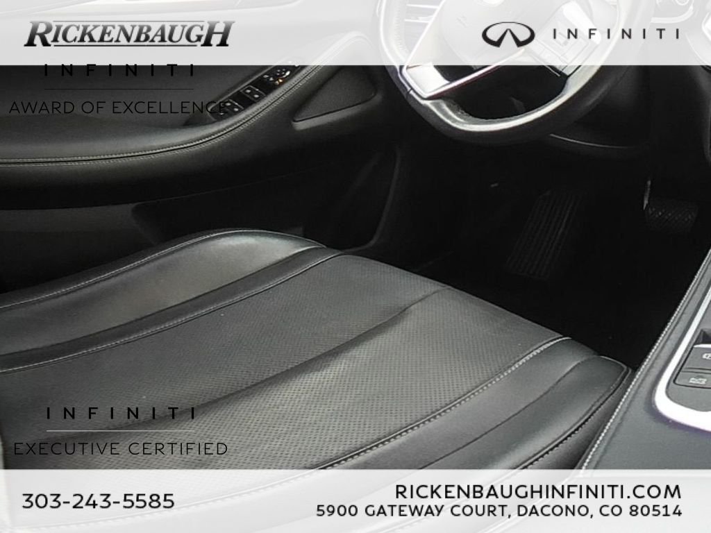 Certified Used 2023 White INFINITI LUXE image 22