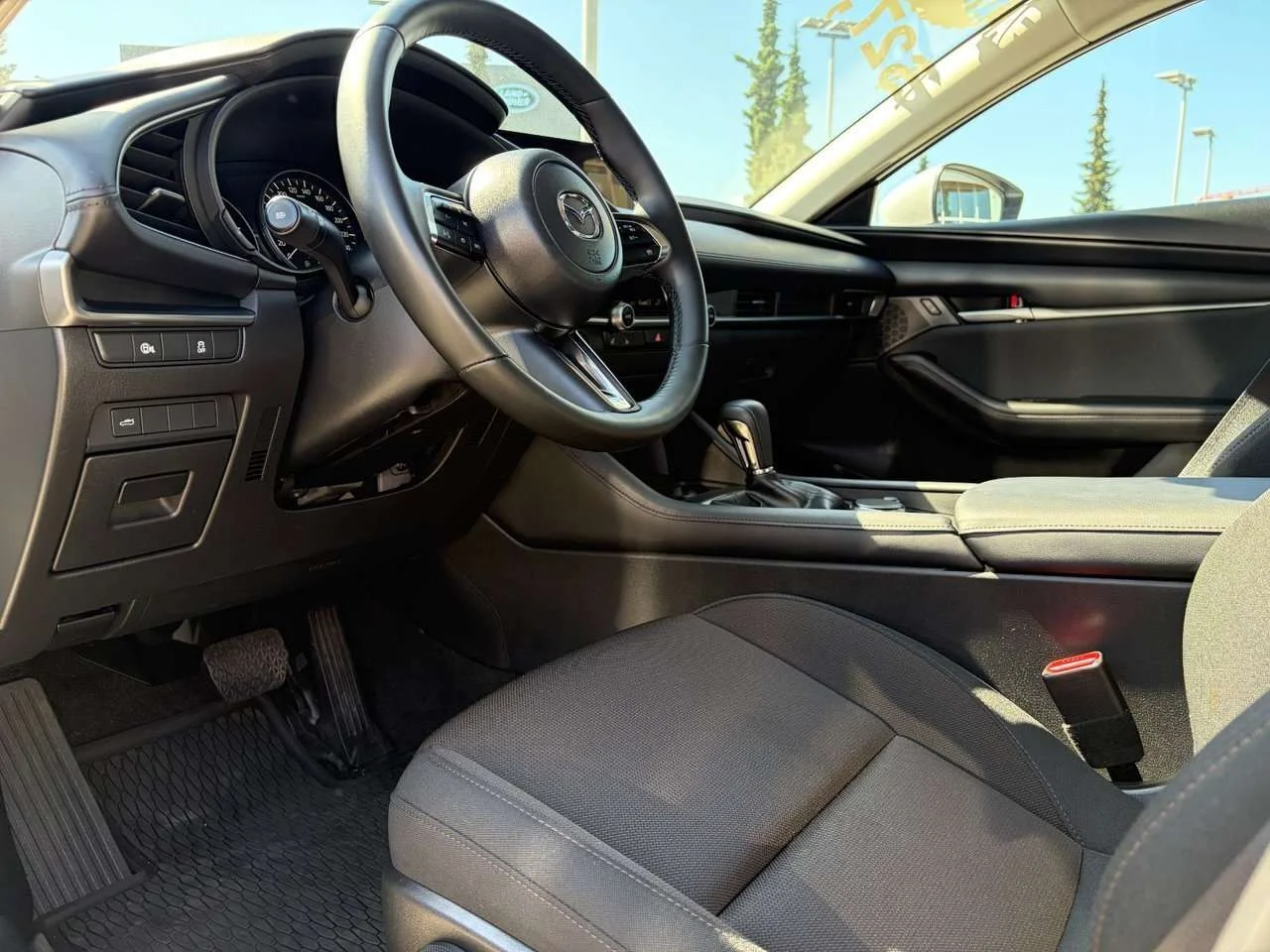 Used 2025  Mazda GS image 18