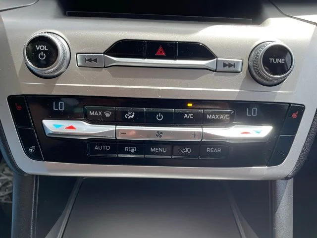 Used 2020 Oxford White Ford XLT image 20