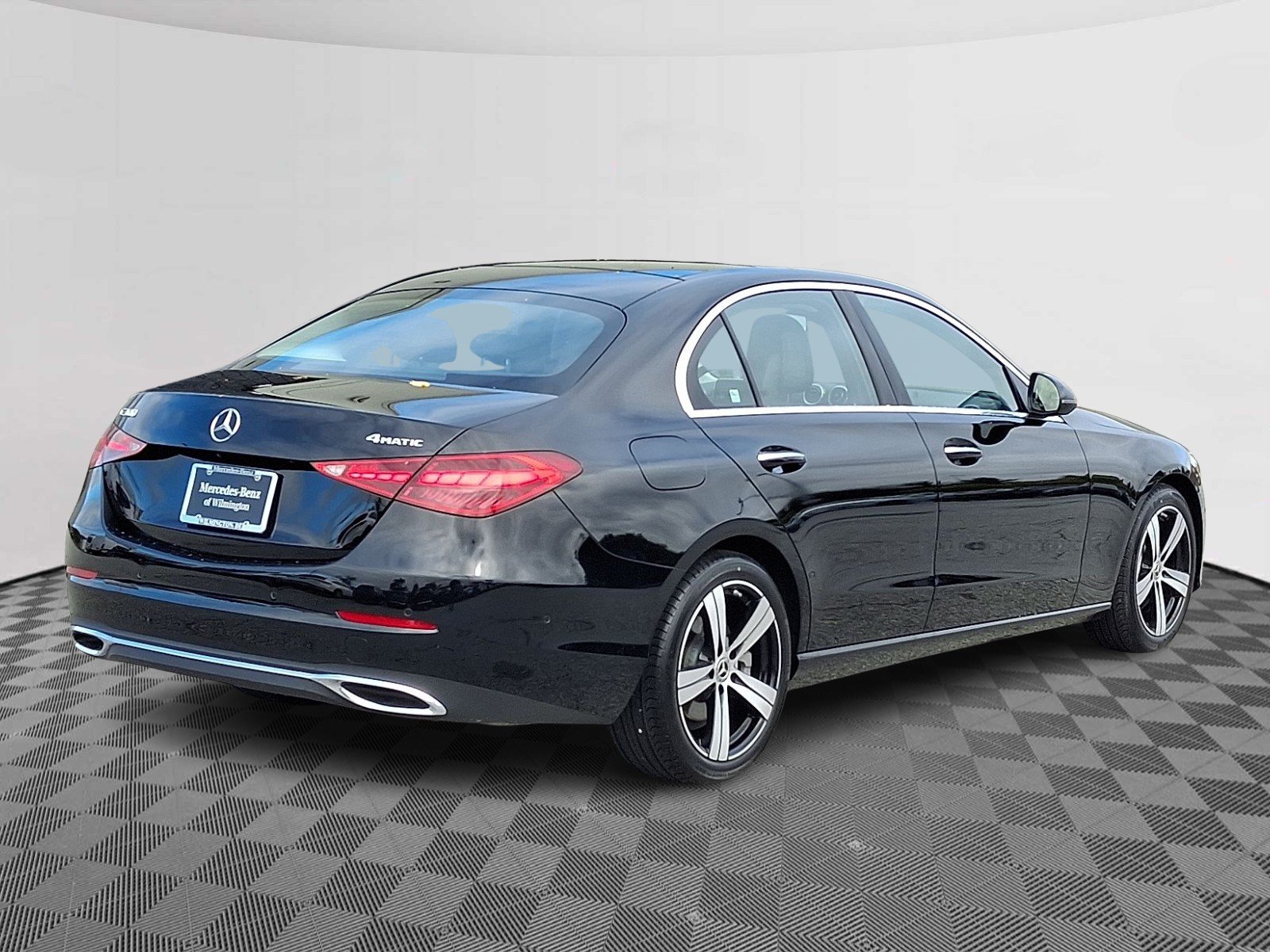 2025 Mercedes-Benz C-Class Sedan C 300 - Photo 6