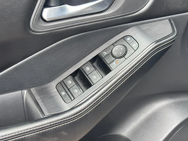 Used 2024 Gray Nissan SV image 17