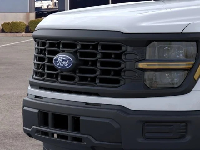 New 2026 Oxford White Ford XL image 17