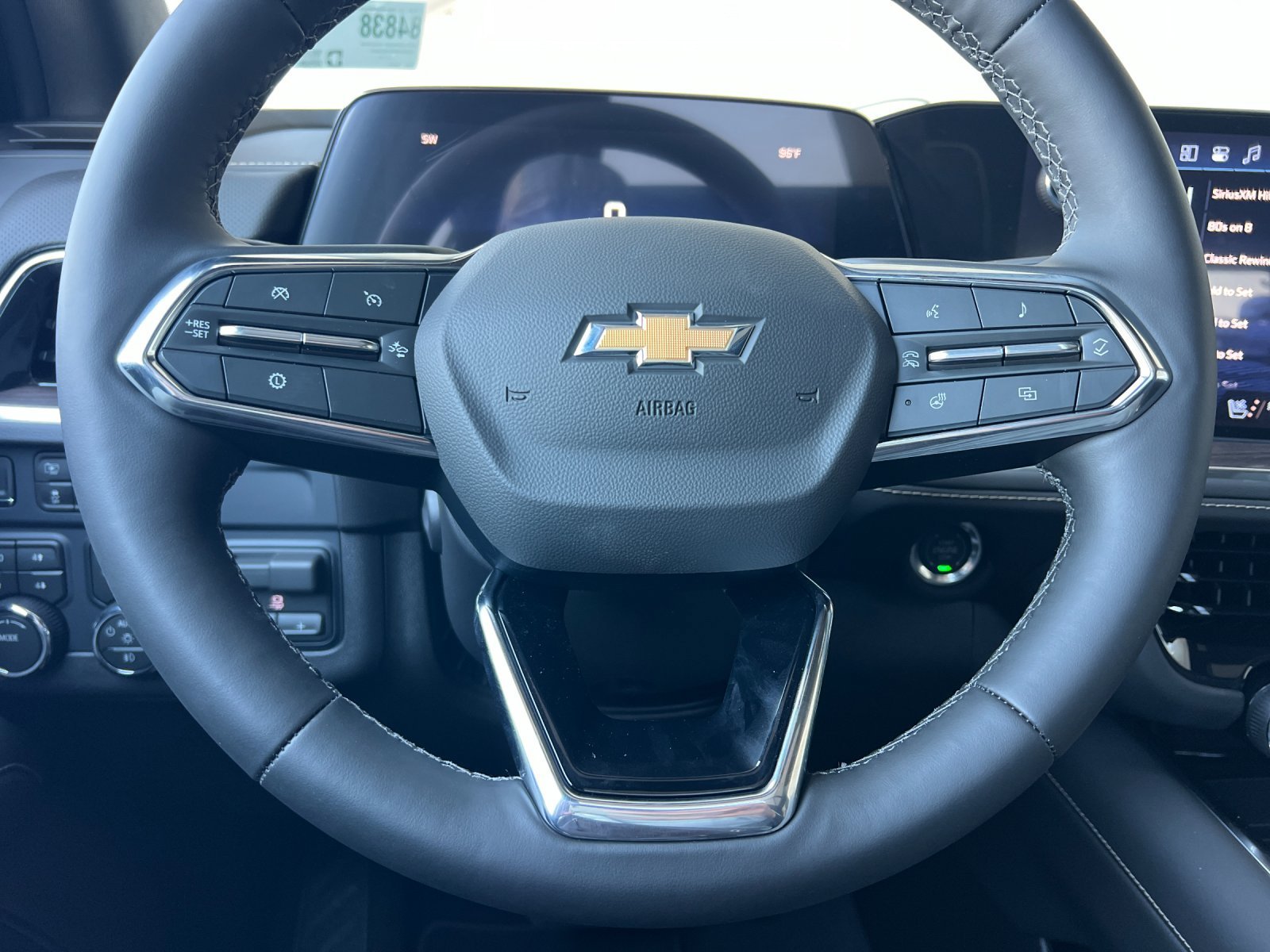 2026 Chevrolet Suburban Premier - Photo 24