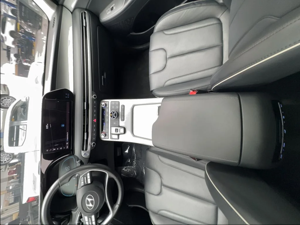 Used 2023 White Hyundai XRT image 40