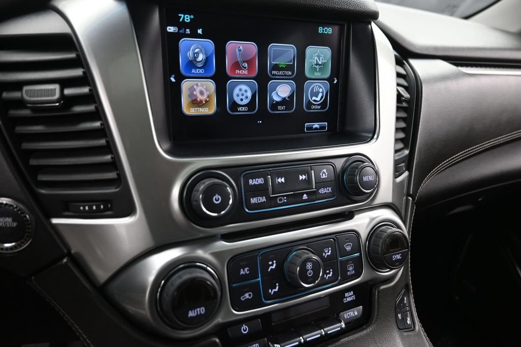Used 2020 White Chevrolet Premier image 23