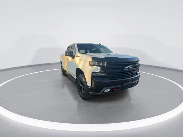 Used 2021 White Chevrolet LT Trail Boss image 3